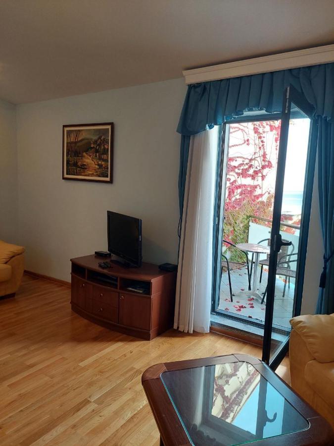 Plava Vila Beach Apartments Sveti Stefan Exteriör bild