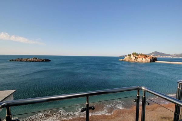 Plava Vila Beach Apartments Sveti Stefan Exteriör bild